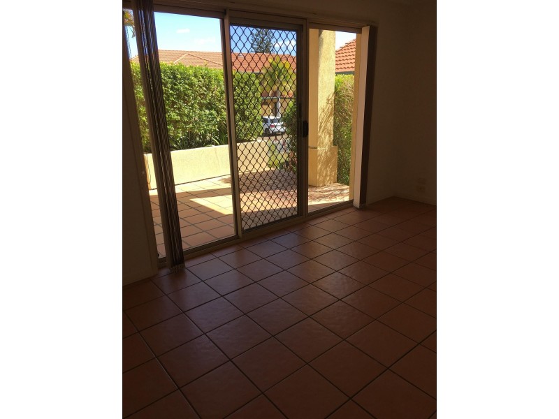 A @/152 Palm Meadows Drive, Carrara QLD 4211