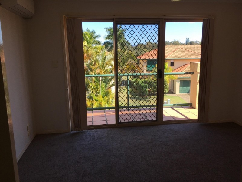 A @/152 Palm Meadows Drive, Carrara QLD 4211