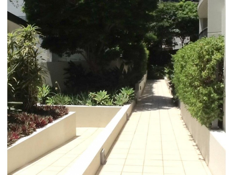 18 Manning St, Milton QLD 4064