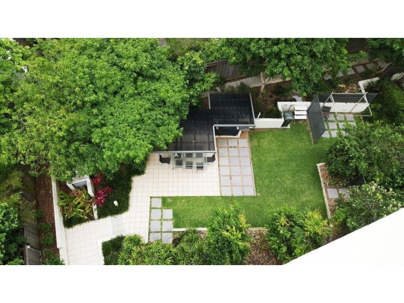 18 Manning, Milton QLD 4064