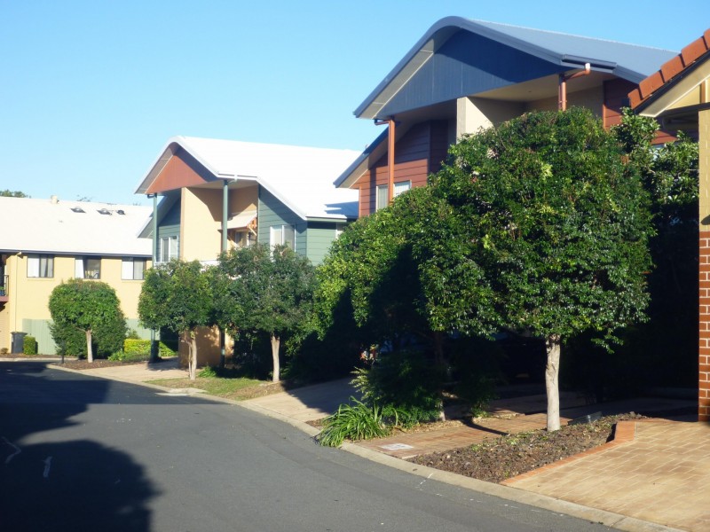 29/316 Long St East, Graceville QLD 4075