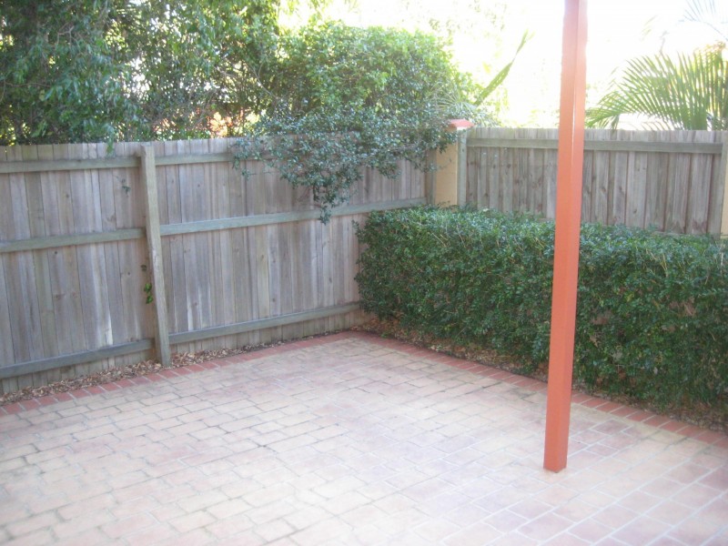 29/316 Long St East, Graceville QLD 4075