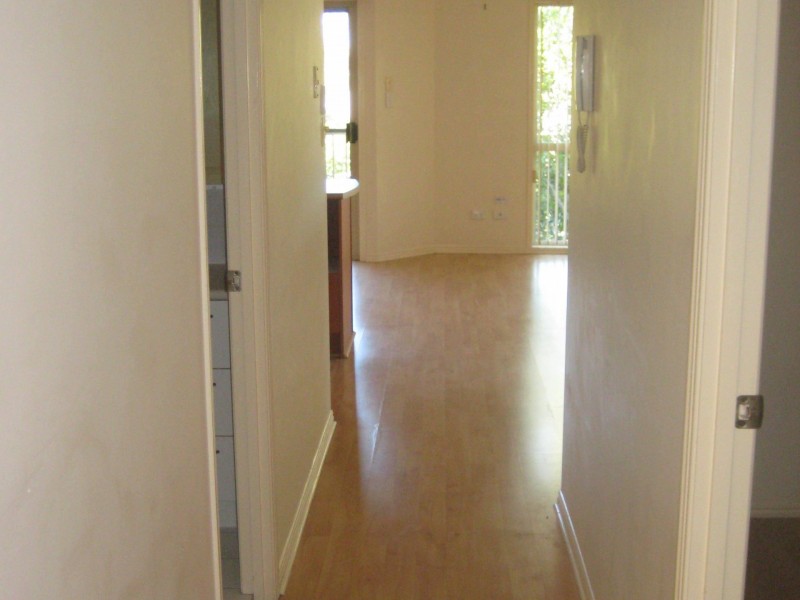 29/316 Long St East, Graceville QLD 4075