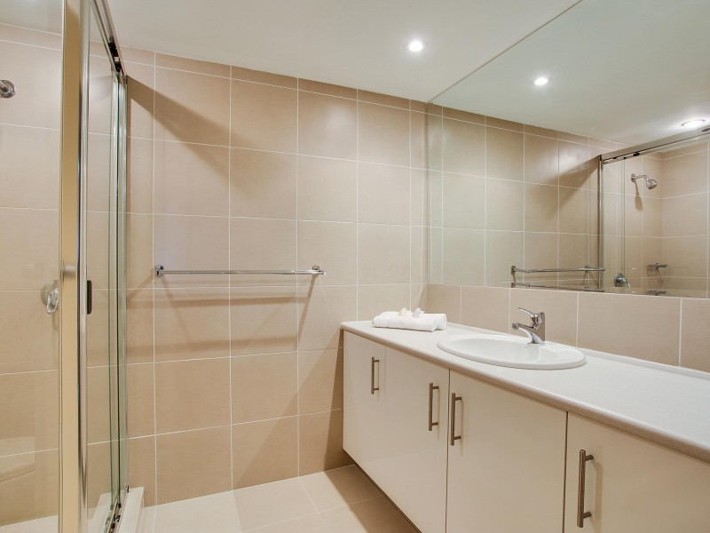 54/45 Hayle Street, Burleigh Heads QLD 4220