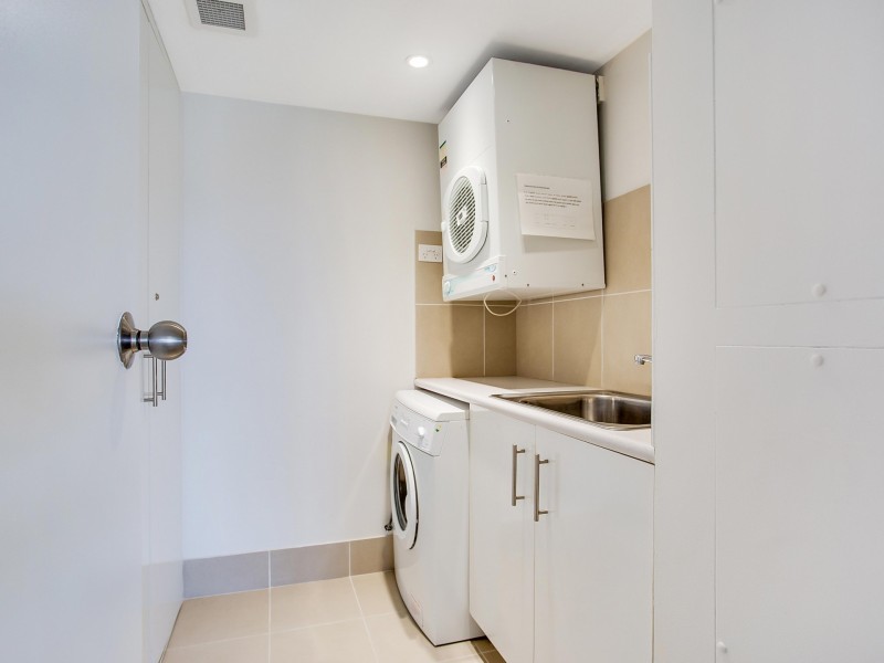 54/45 Hayle Street, Burleigh Heads QLD 4220