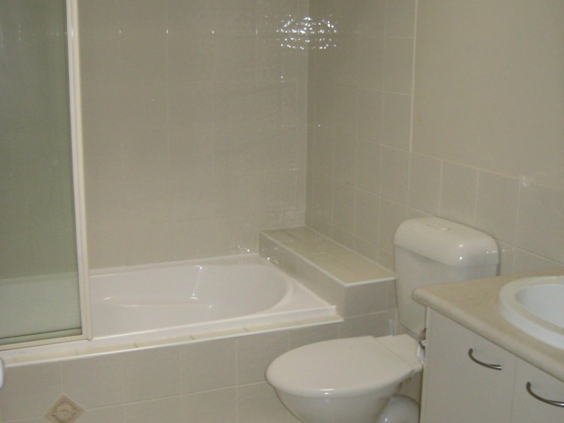 67/316 Long St East, Graceville QLD 4075