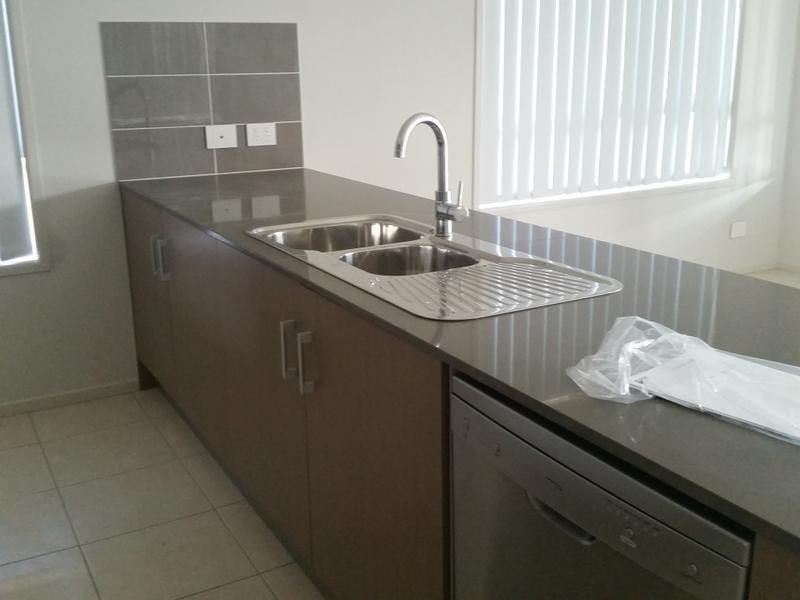 4 Lionheart, Griffin QLD 4503