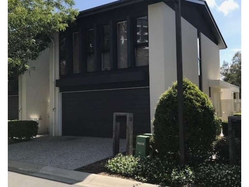 54 Easthill Drive, Robina QLD 4226