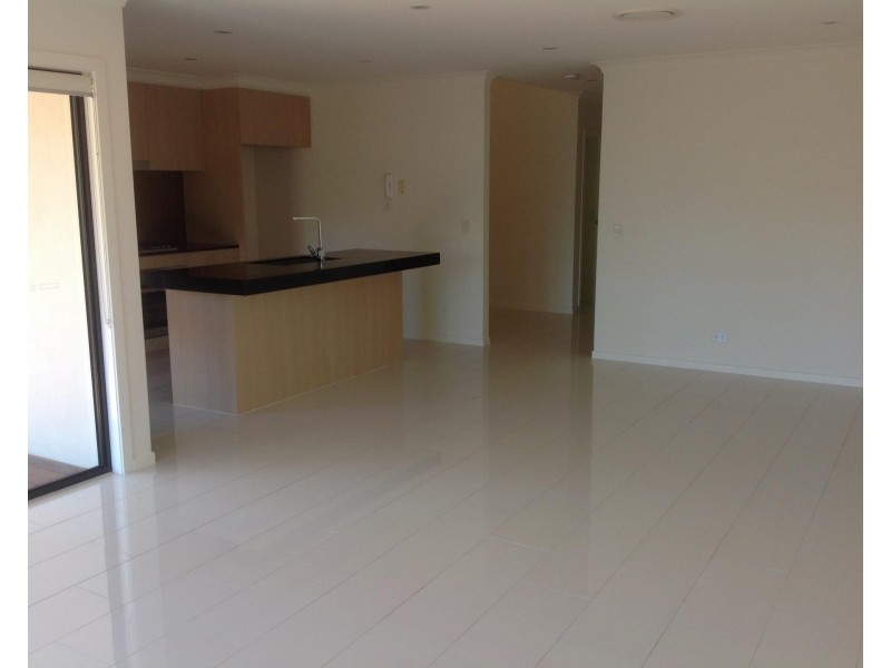 54 Easthill Drive, Robina QLD 4226
