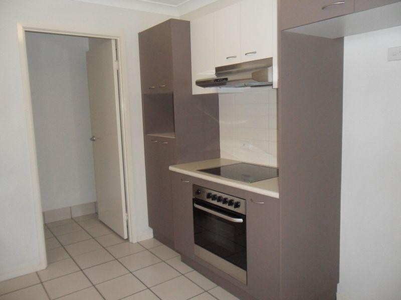 83 Dibar St, Wynnum QLD 4178