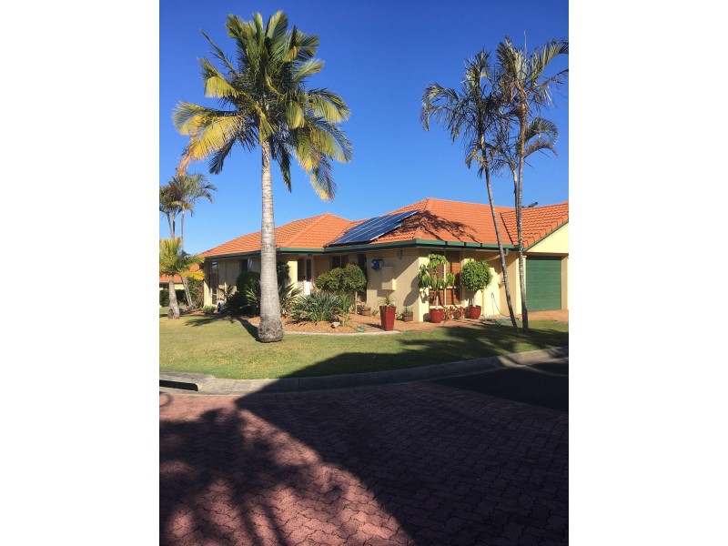 A @/152 Palm Meadows Drive, Carrara QLD 4211