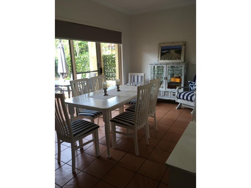 152 Palm Meadows Drive, Carrara QLD 4211