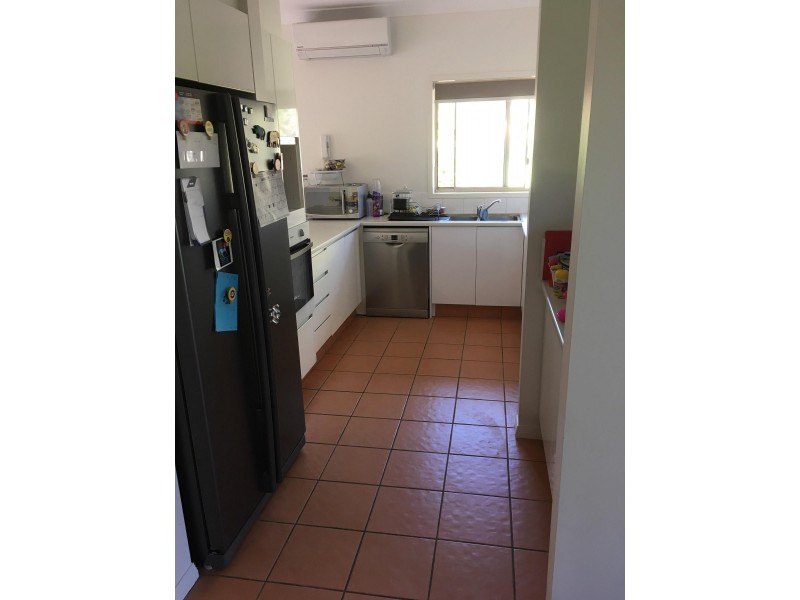 152 Palm Meadows Drive, Carrara QLD 4211