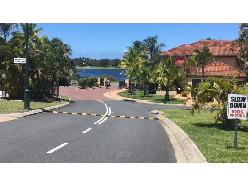152 Palm Meadows Drive, Carrara QLD 4211