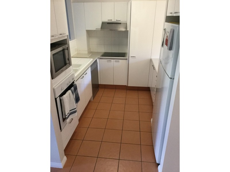 152 Palm Meadows Drive, Carrara QLD 4211