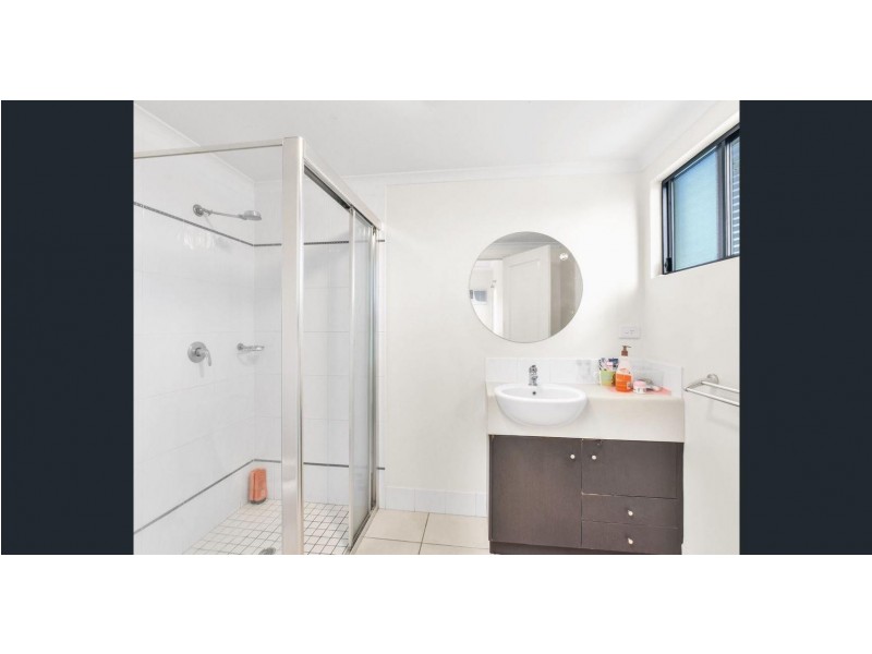 18/44 Pease St, Manoora QLD 4870