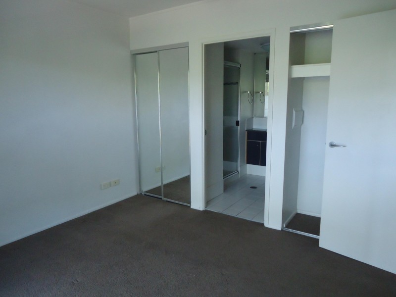 15 Goodwin Street, Kangaroo Point QLD 4169