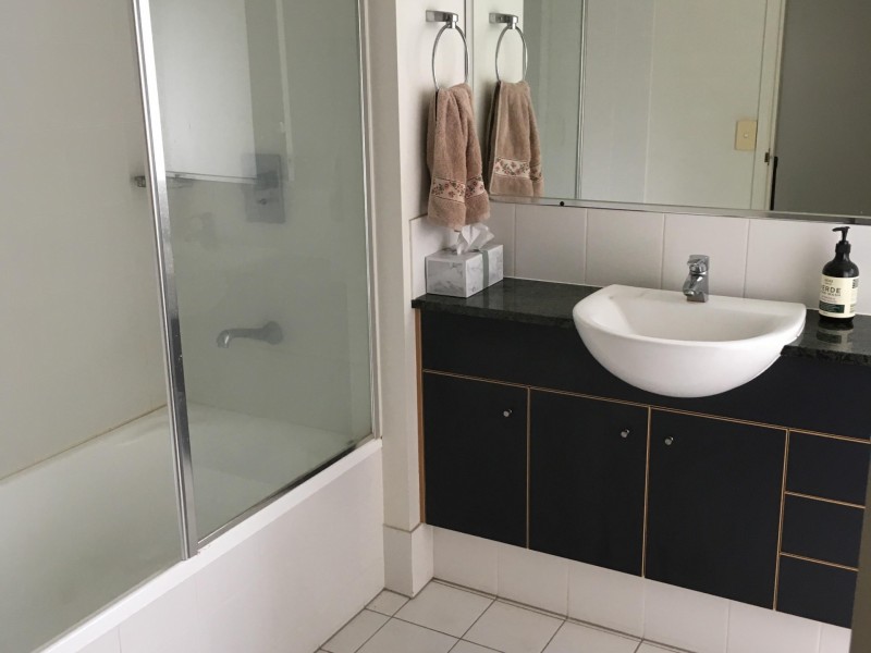 15 Goodwin Street, Kangaroo Point QLD 4169