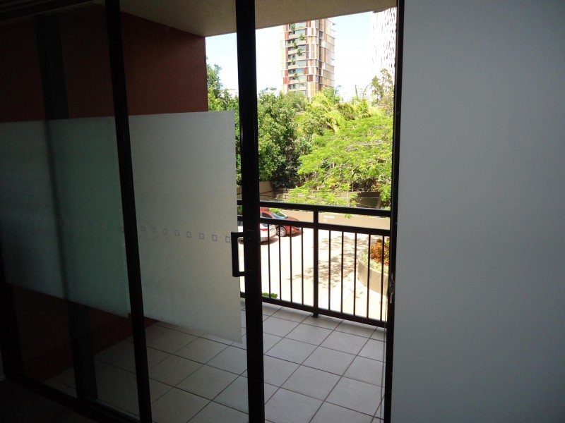 15 Goodwin Street, Kangaroo Point QLD 4169