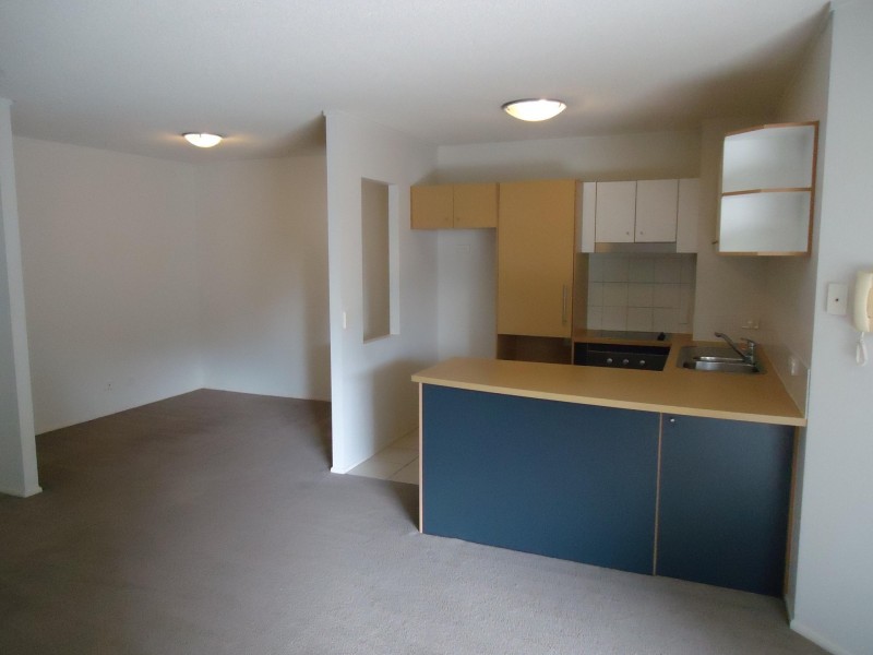 15 Goodwin Street, Kangaroo Point QLD 4169