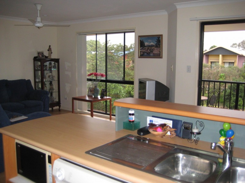 21/316 Long St East, Graceville QLD 4075