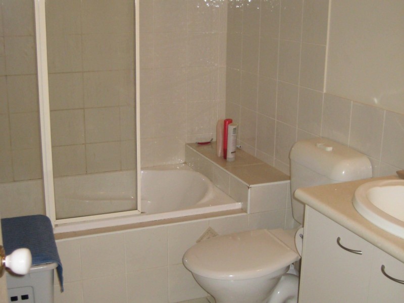 24/316 Long St East, Graceville QLD 4075