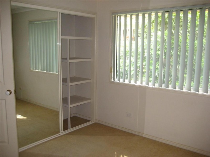 24/316 Long St East, Graceville QLD 4075