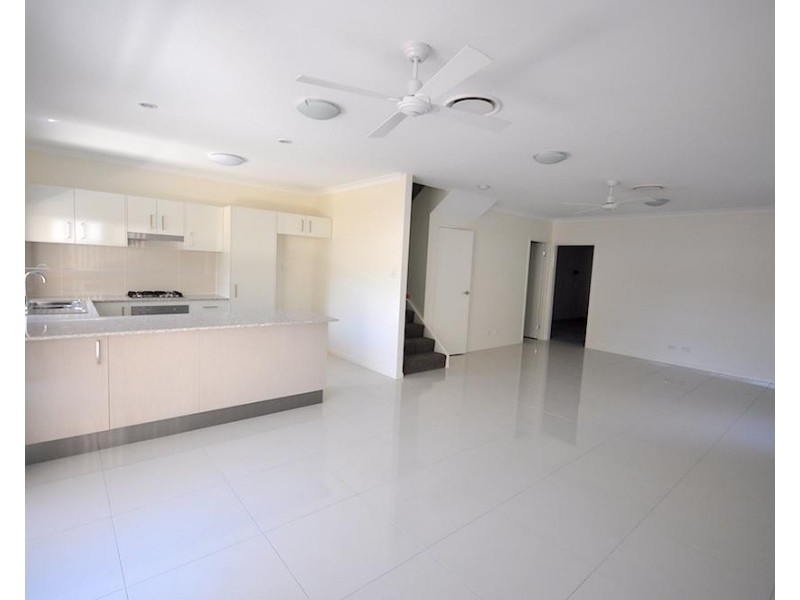 7/2 Photinia Crescent, Mountain Creek QLD 4557