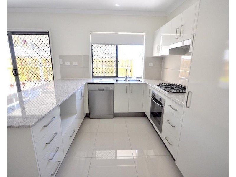 7/2 Photinia Crescent, Mountain Creek QLD 4557