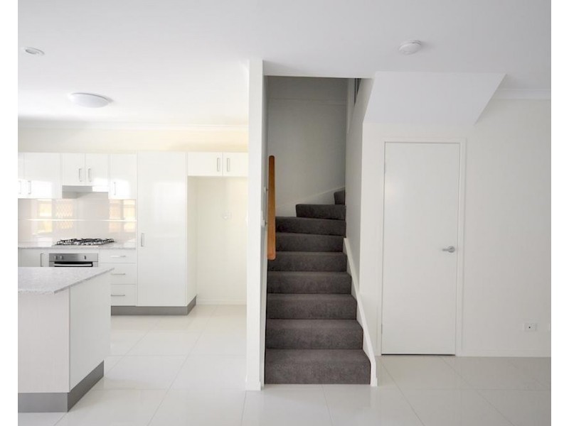 7/2 Photinia Crescent, Mountain Creek QLD 4557