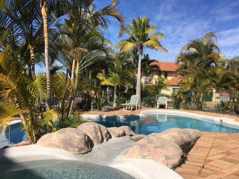 152 Palm Meadows Drive, Carrara QLD 4211