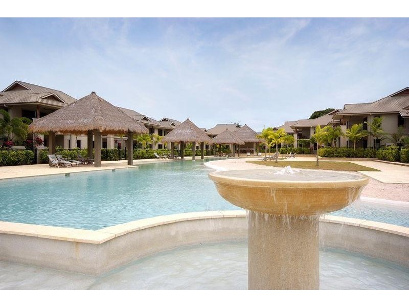 52/1 Robson Street, Mooroobool QLD 4870