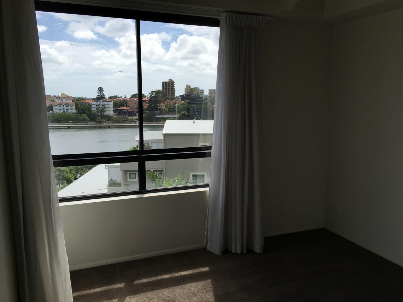 122/15 Goodwin Street, Kangaroo Point QLD 4169