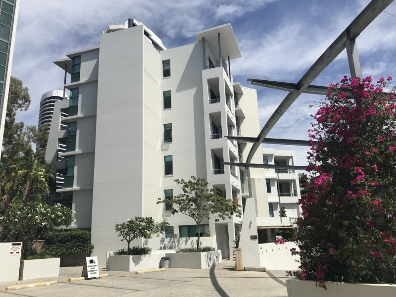 25i/20-28 Bayview Street, Runaway Bay QLD 4216