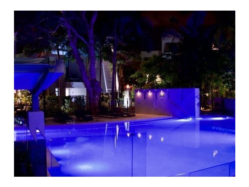 25i/20-28 Bayview Street, Runaway Bay QLD 4216