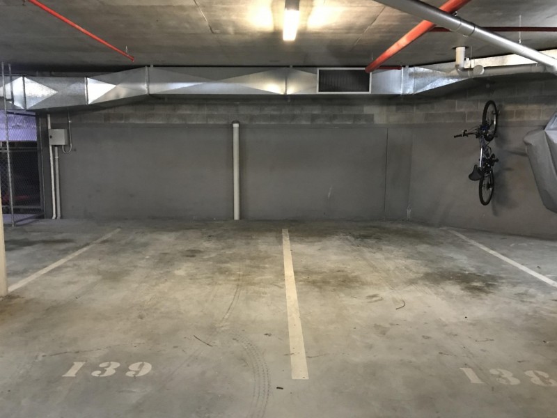 25i/20-28 Bayview Street, Runaway Bay QLD 4216