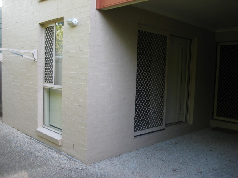 72/316 Long St East, Graceville QLD 4075