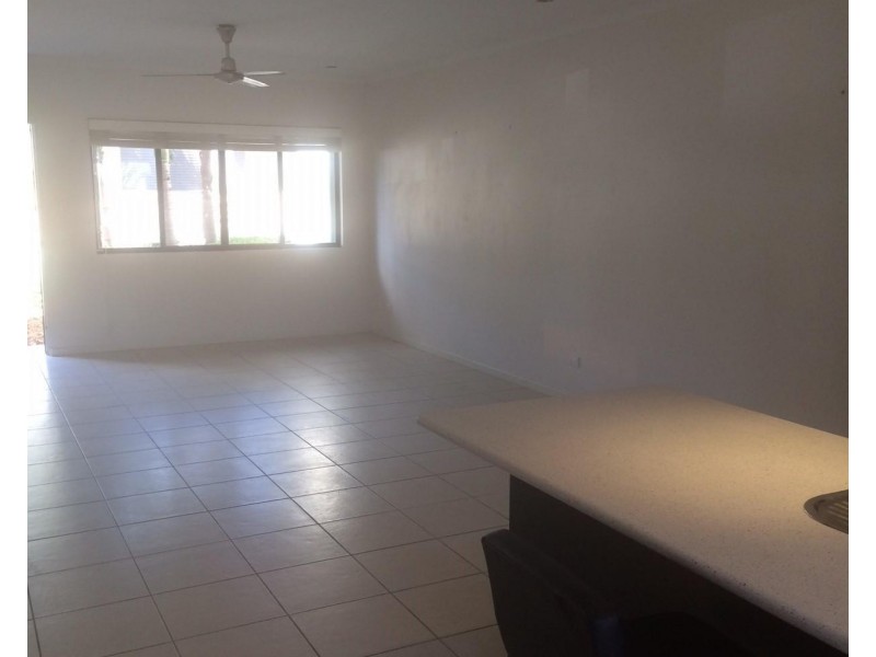 25 Abell Road, Cannonvale QLD 4802