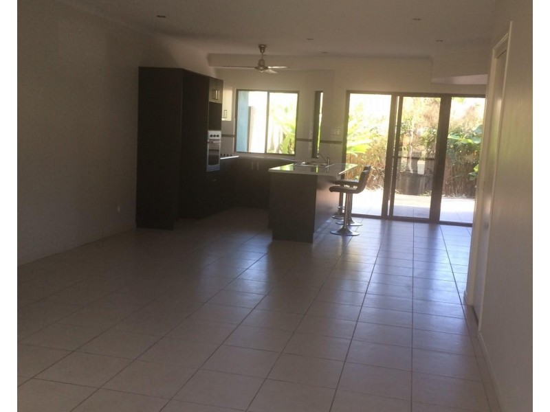 25 Abell Road, Cannonvale QLD 4802