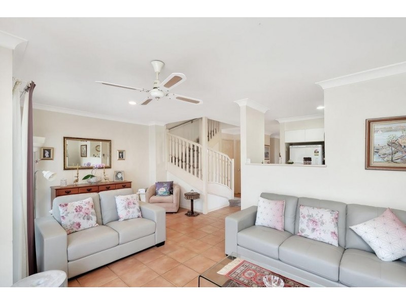 152 Palm Meadows Drive, Carrara QLD 4211