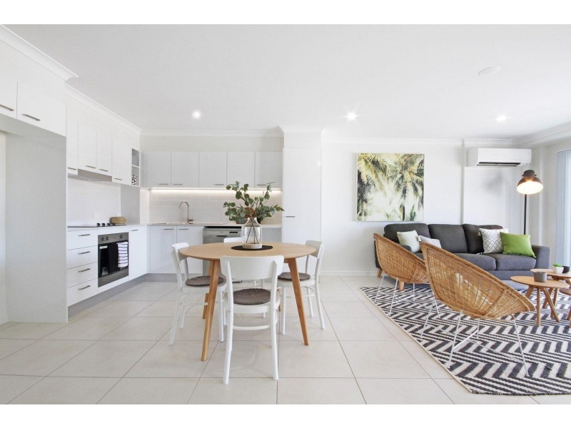 19/6 Naples st ( cnr 239Norris Rd), Bracken Ridge QLD 4017