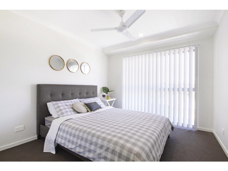 11/6 Naples, Bracken Ridge QLD 4017