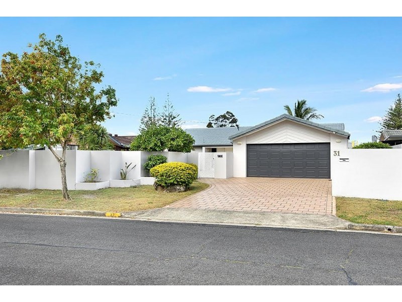 31 Sophie Avenue, Broadbeach Waters QLD 4218