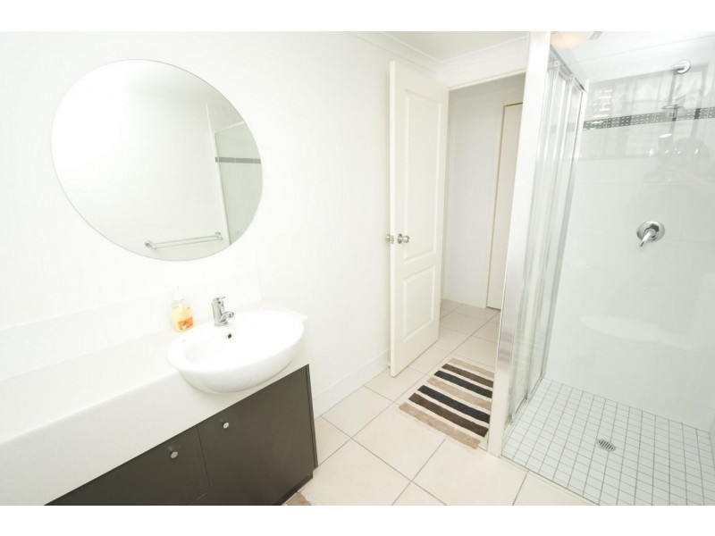 15/44 Pease St, Manoora QLD 4870