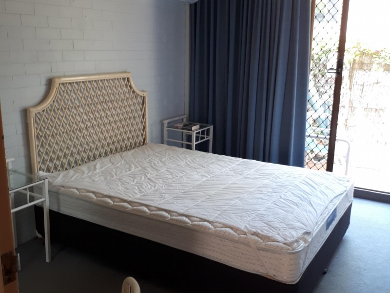 21-25 Old Burleigh Road, Surfers Paradise QLD 4217