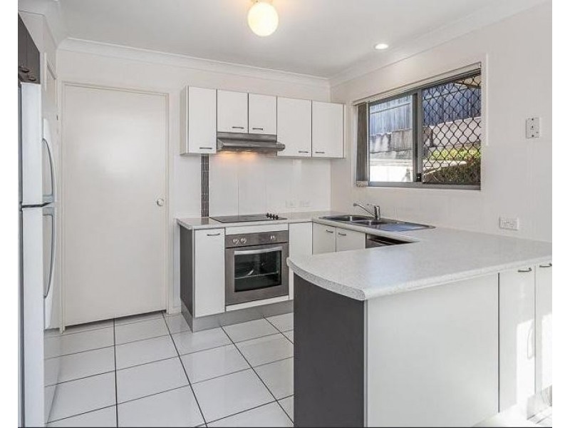 19 Russell Street, Everton Park QLD 4053