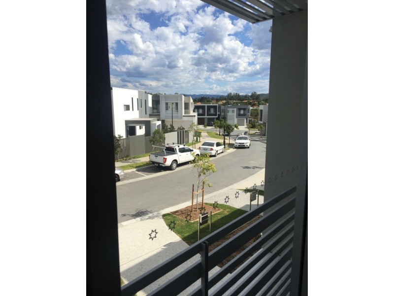 @ Fairlight Avenue, Robina QLD 4226
