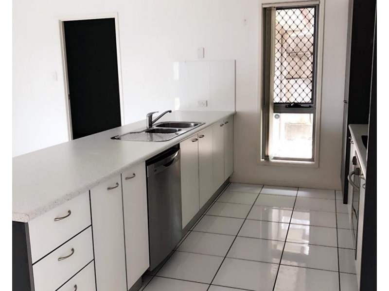 19 Russell Street, Everton Park QLD 4053