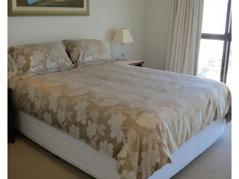 62/3 Cunningham Ave, Main Beach QLD 4217