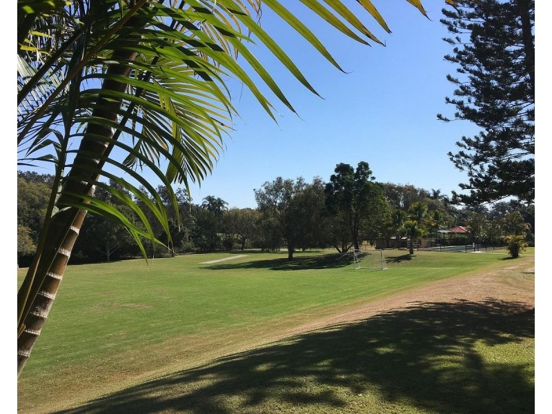 152 Palm Meadows Drive, Carrara QLD 4211